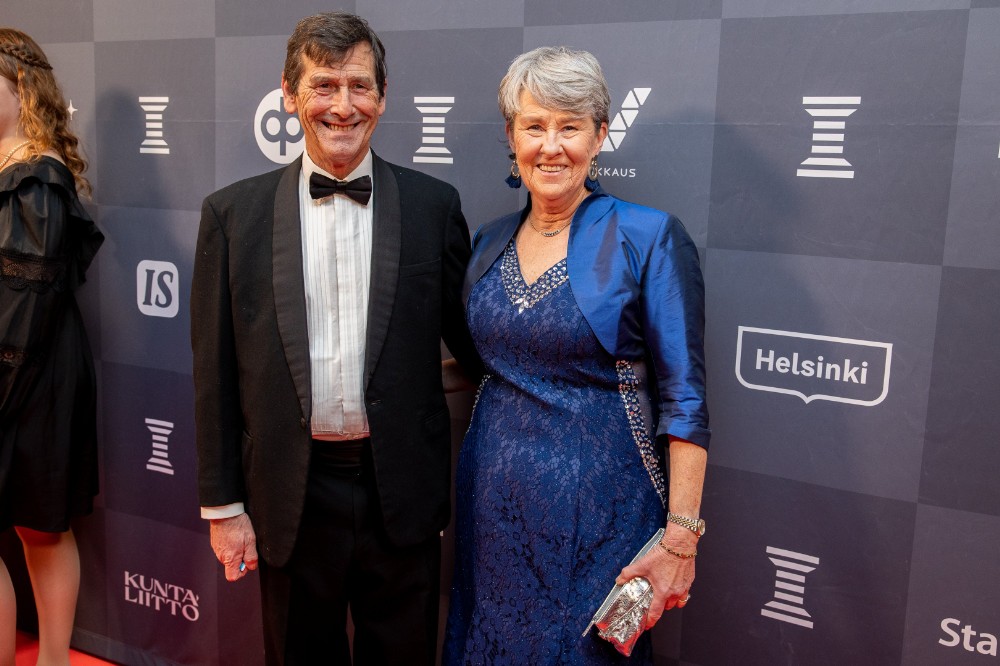 Kyra Kyrklund viettää syntymäpäiväänsä kilpailuissa Suomen